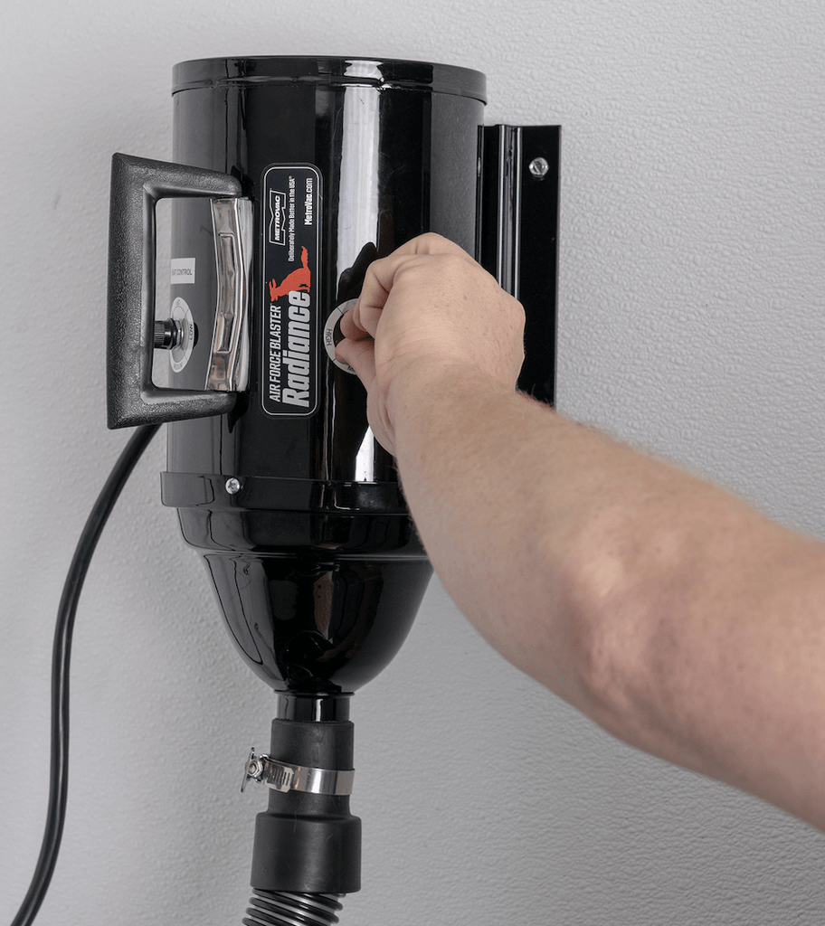 Metrovac Air Force Blaster Radiance Multi-Speed Dog Dryer Variable Metrovac Air Force Blaster Radiance Multi-Speed Dog Dryer Variable