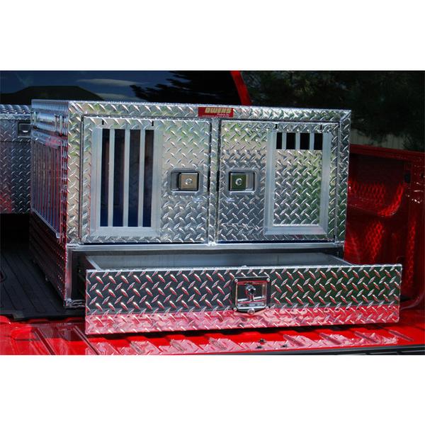 Owens PRO Hunter Aluminum Double Dog Box Two Dogs in Truck Bed