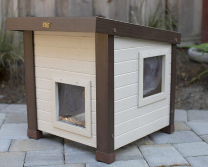 New-Age-Pet-Outdoor-Cat-House-Maple-With-Russet-Trim